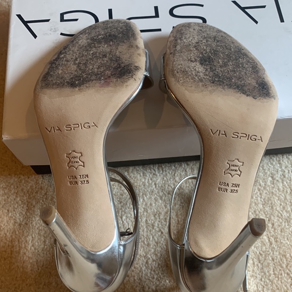VIA SPIGA heels , size 7 1/2 Silver - Picture 6 of 8